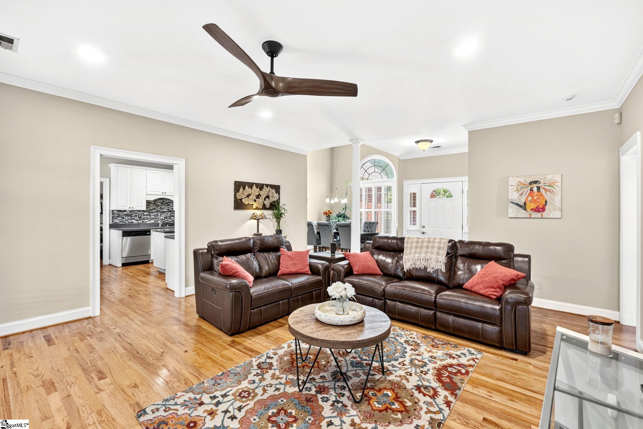 30 Belle Terre Court Property Photo 9