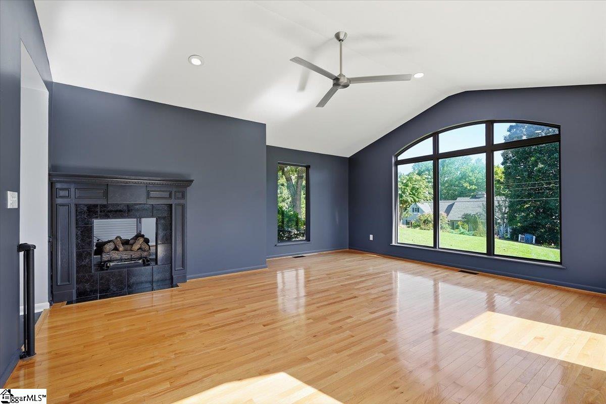 219 Fairview Drive Property Photo 5