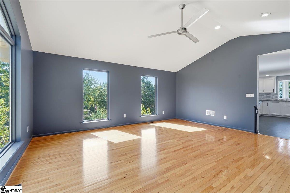 219 Fairview Drive Property Photo 6