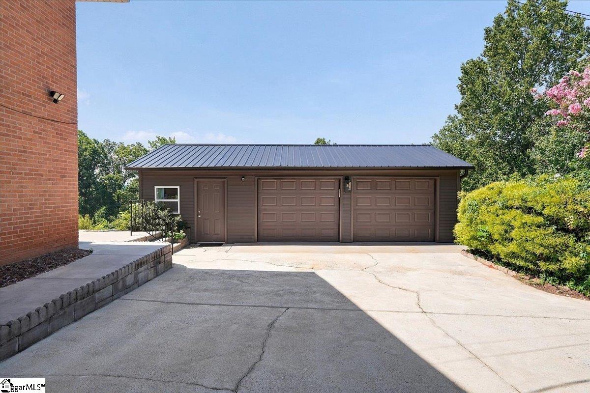 219 Fairview Drive Property Photo 30