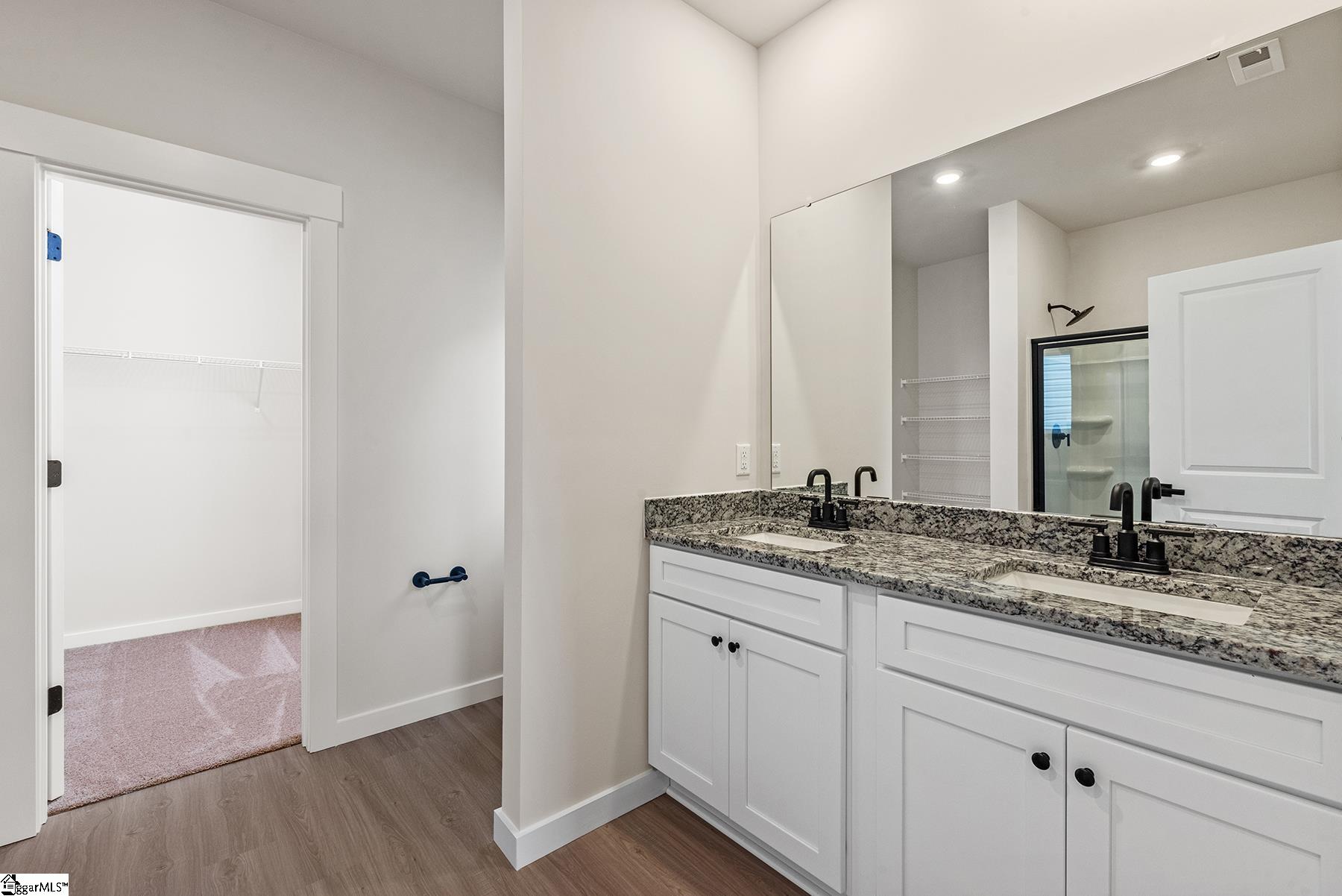 1404 Wild Indigo Way Property Photo 8