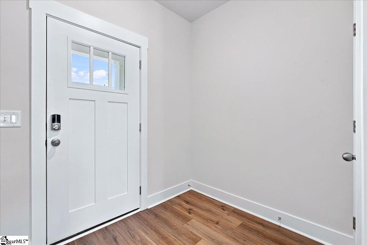 251 Cali Way Property Photo 3