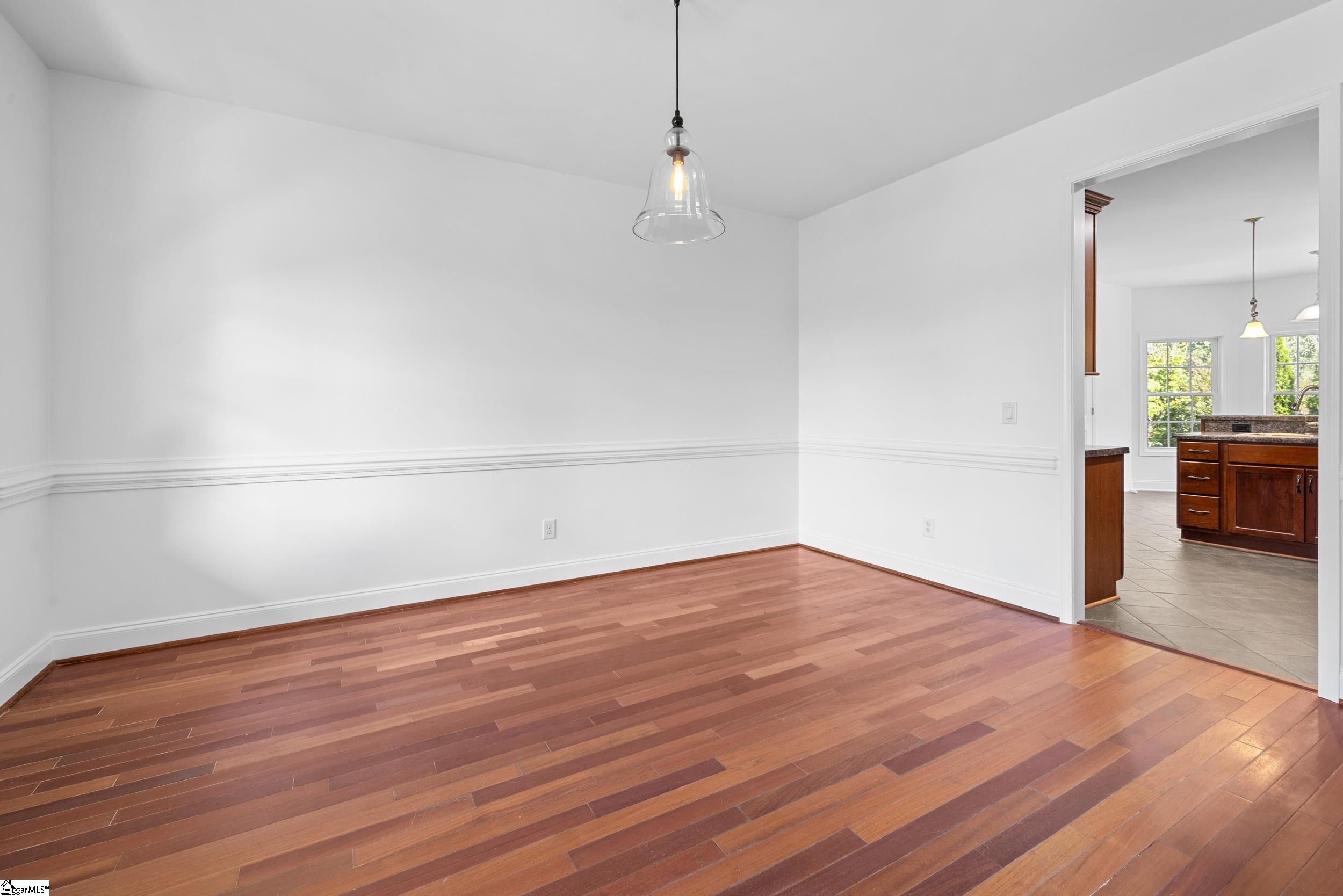 221 Heaven View Drive Property Photo 7