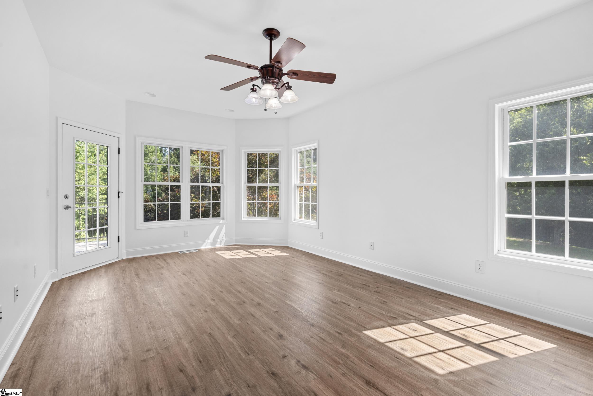 221 Heaven View Drive Property Photo 17