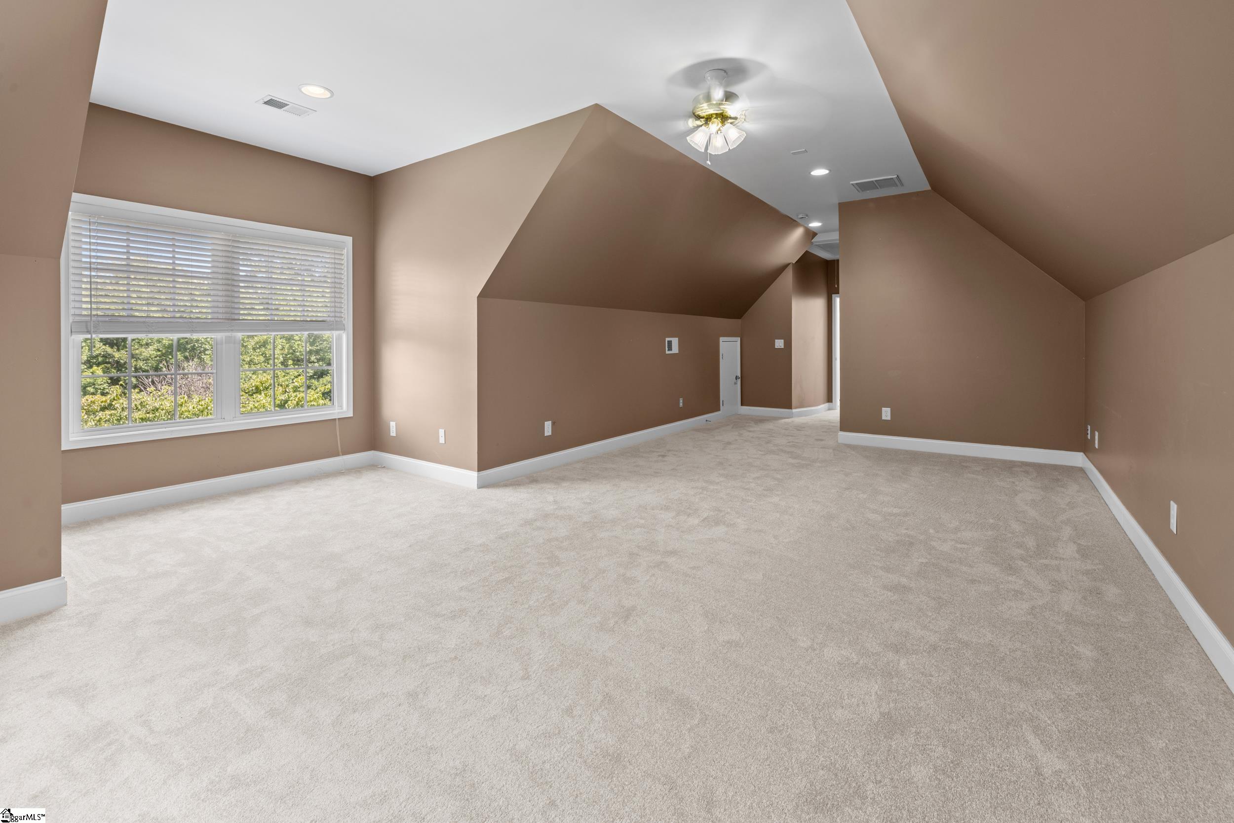 221 Heaven View Drive Property Photo 25