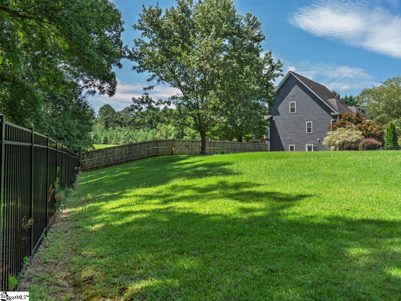 221 Heaven View Drive Property Photo 36