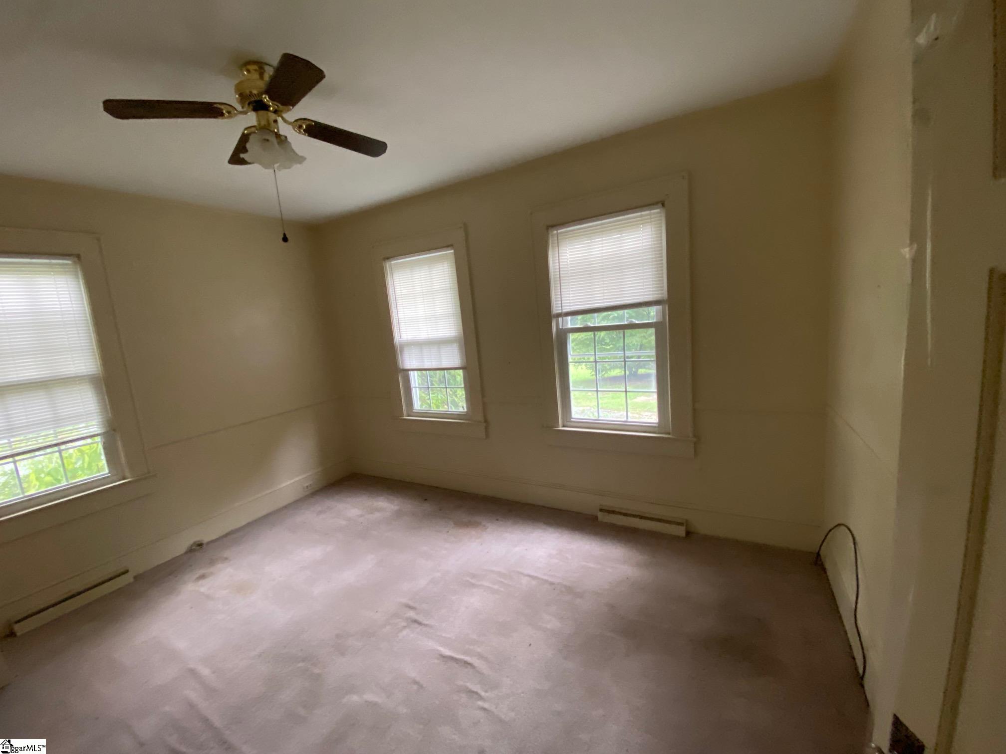 413 W Farley Avenue Property Photo 43