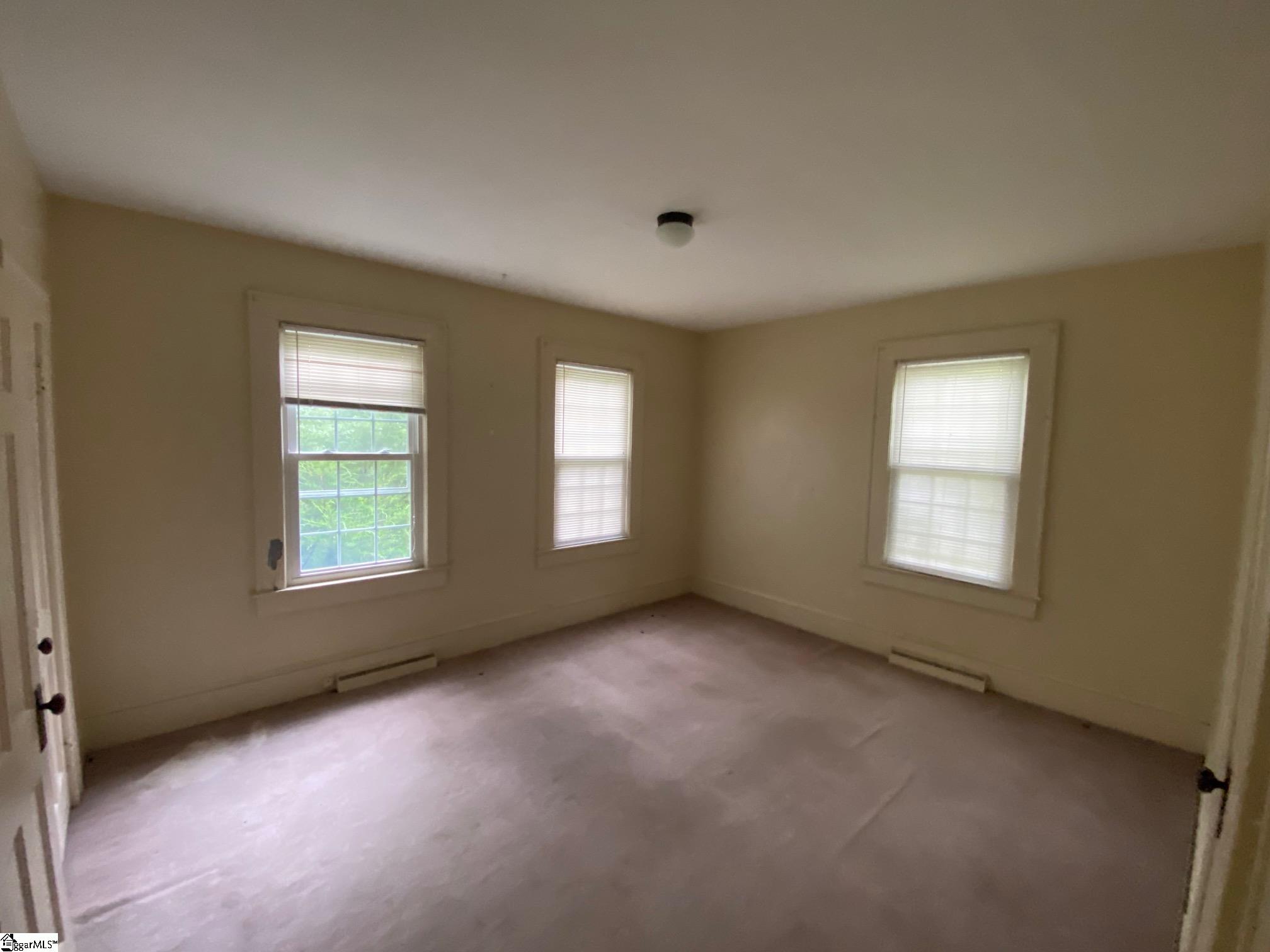 413 W Farley Avenue Property Photo 44