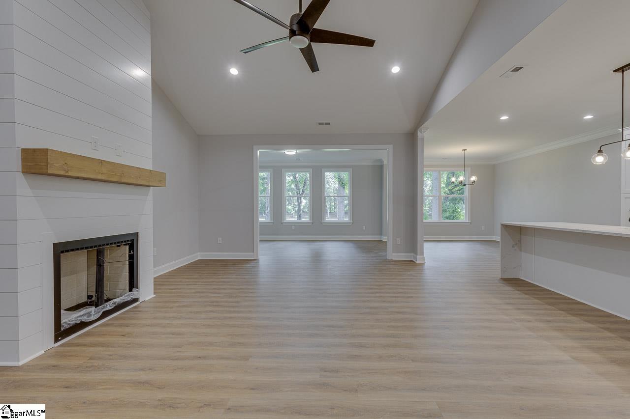 513 Quail Hollow Road Property Photo 6