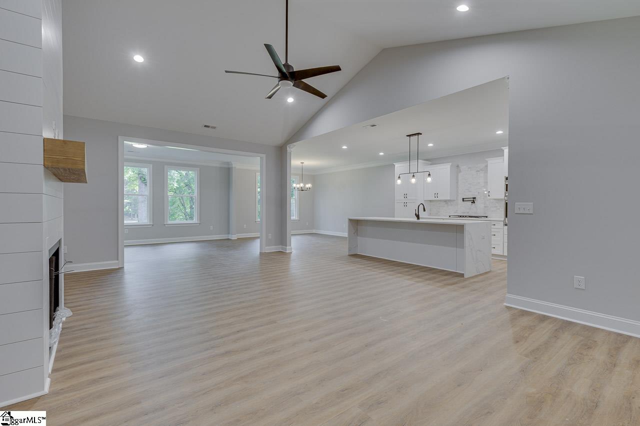 513 Quail Hollow Road Property Photo 8
