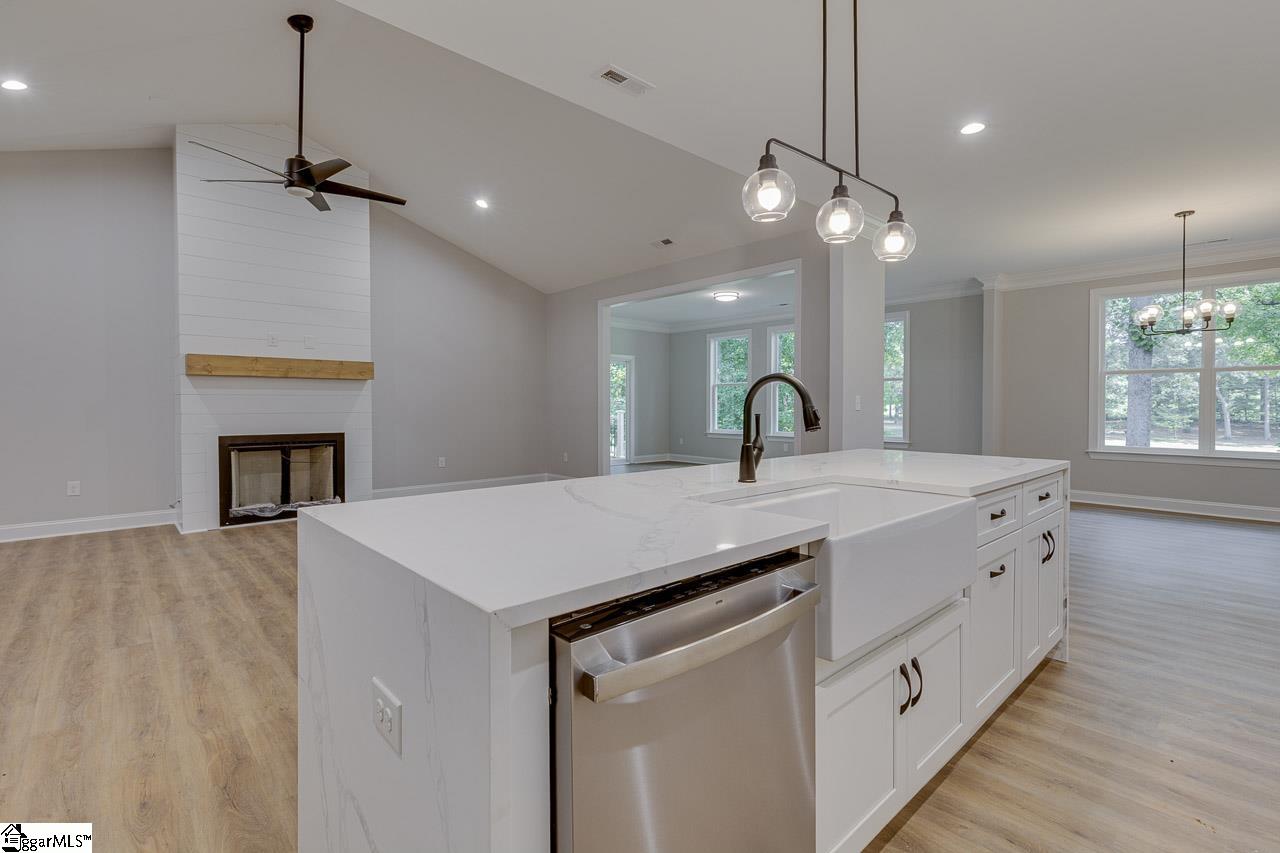 513 Quail Hollow Road Property Photo 10
