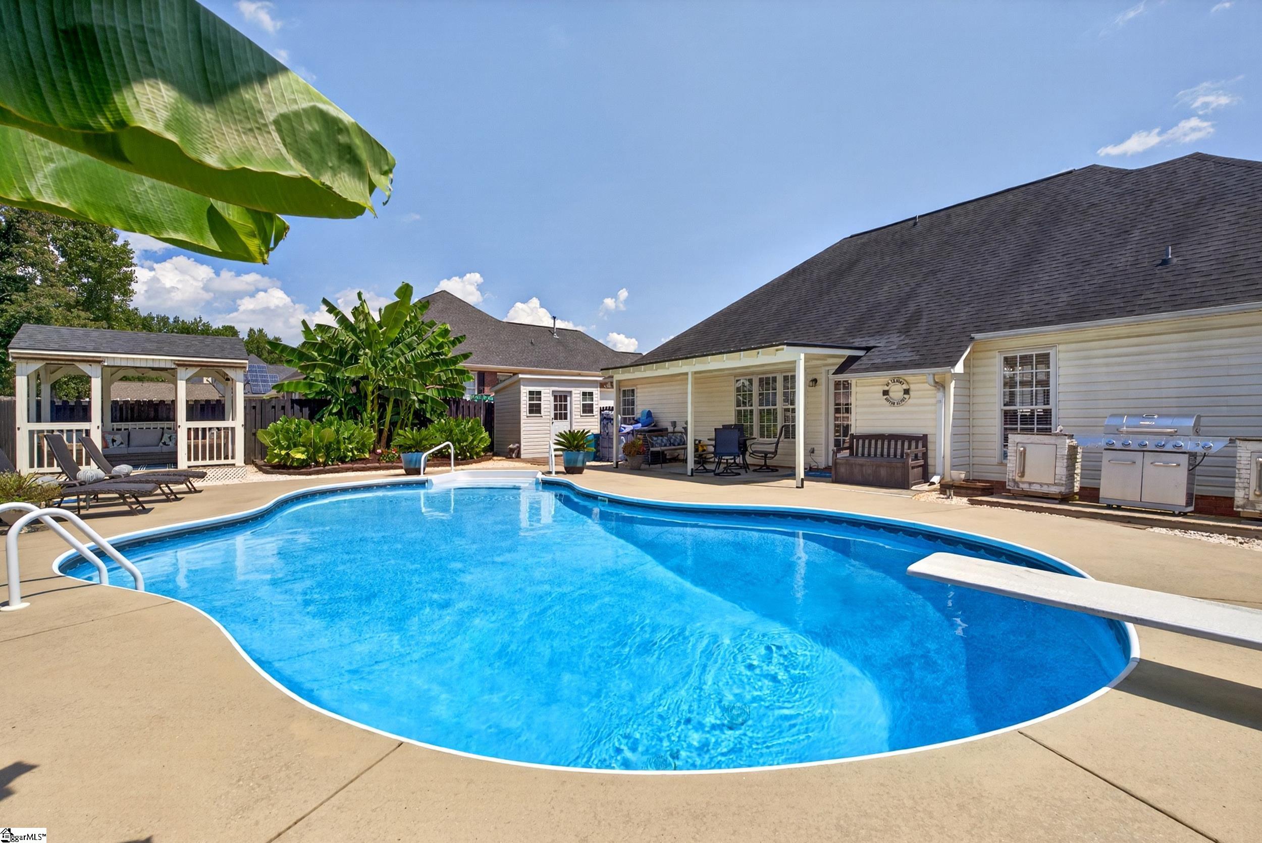 503 Saint Helena Court Property Photo 3