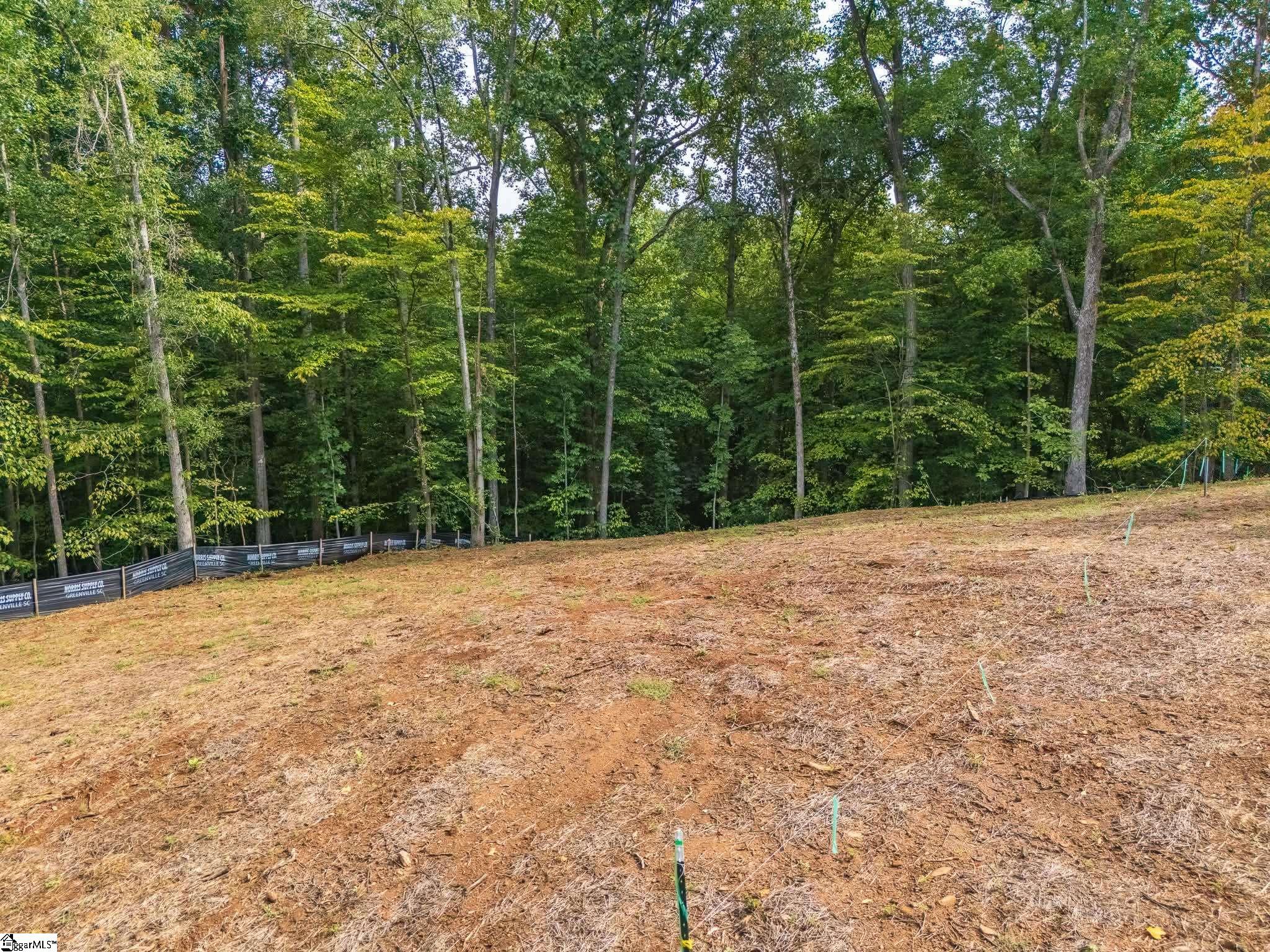 112 N Silver Lake Drive Property Photo 3