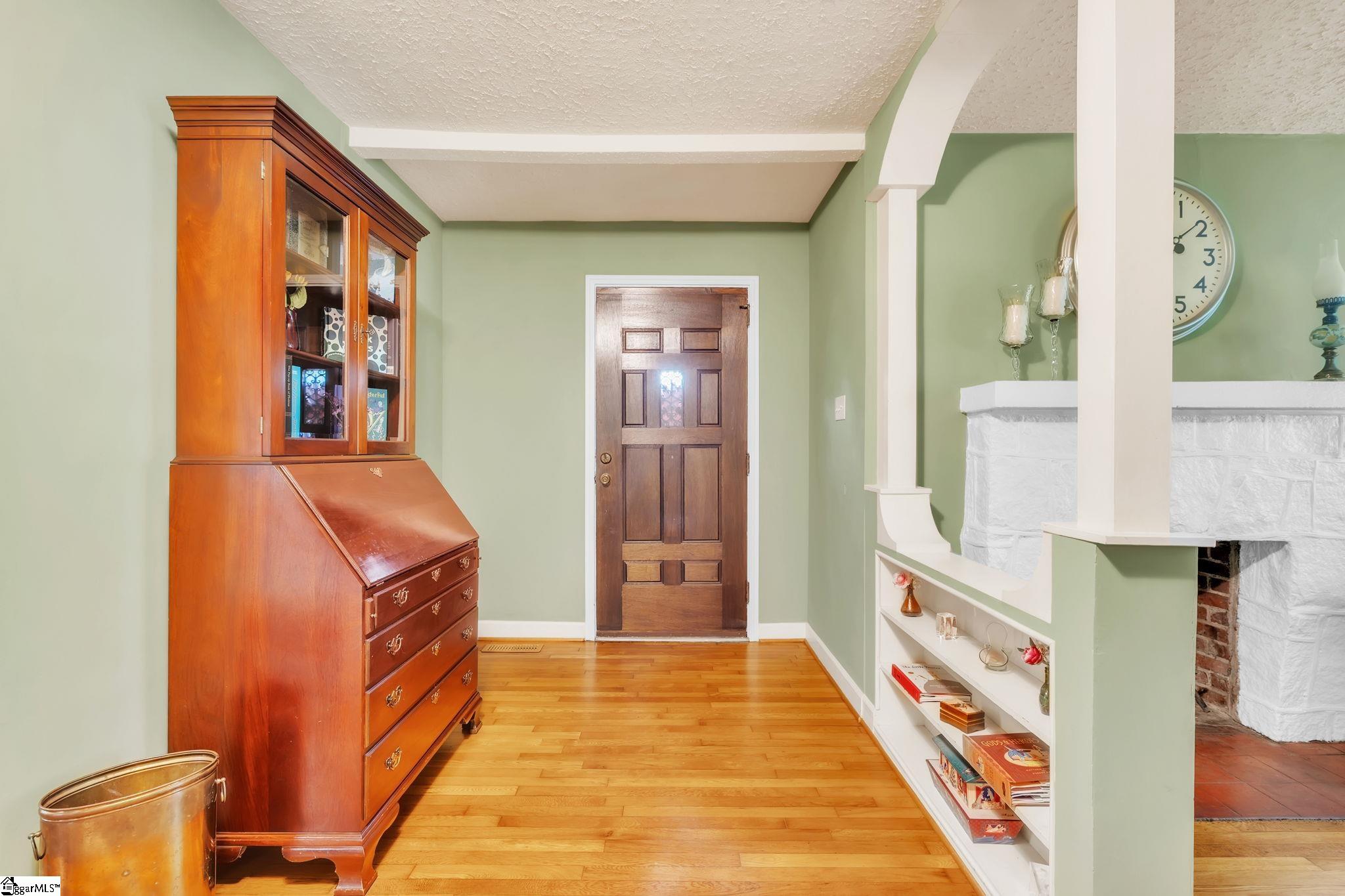 13 W Montclair Avenue Property Photo 2