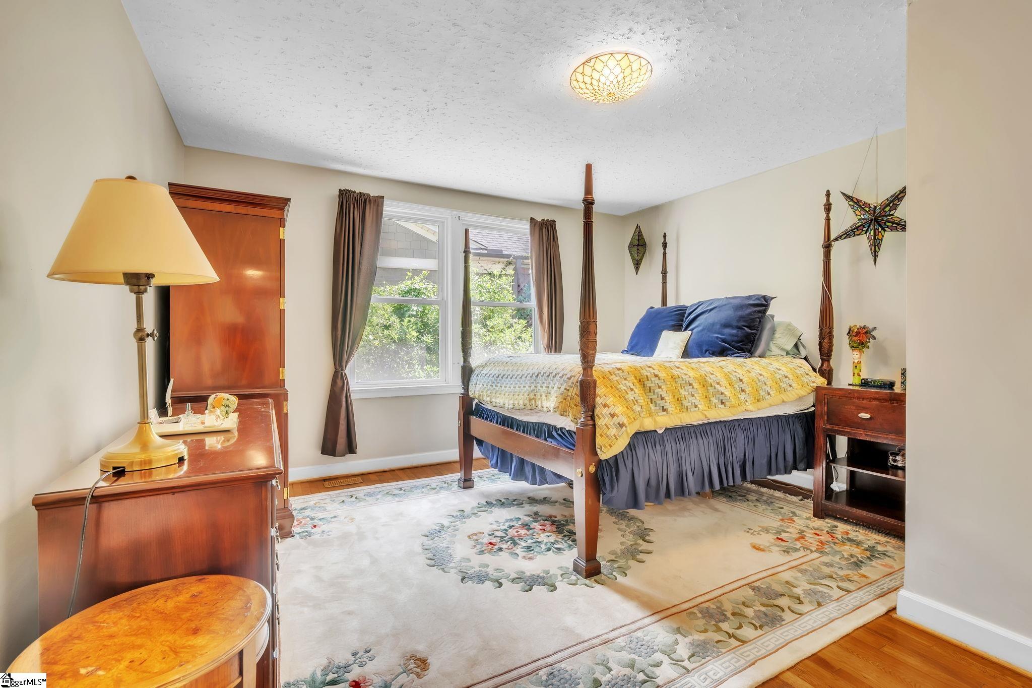 13 W Montclair Avenue Property Photo 14