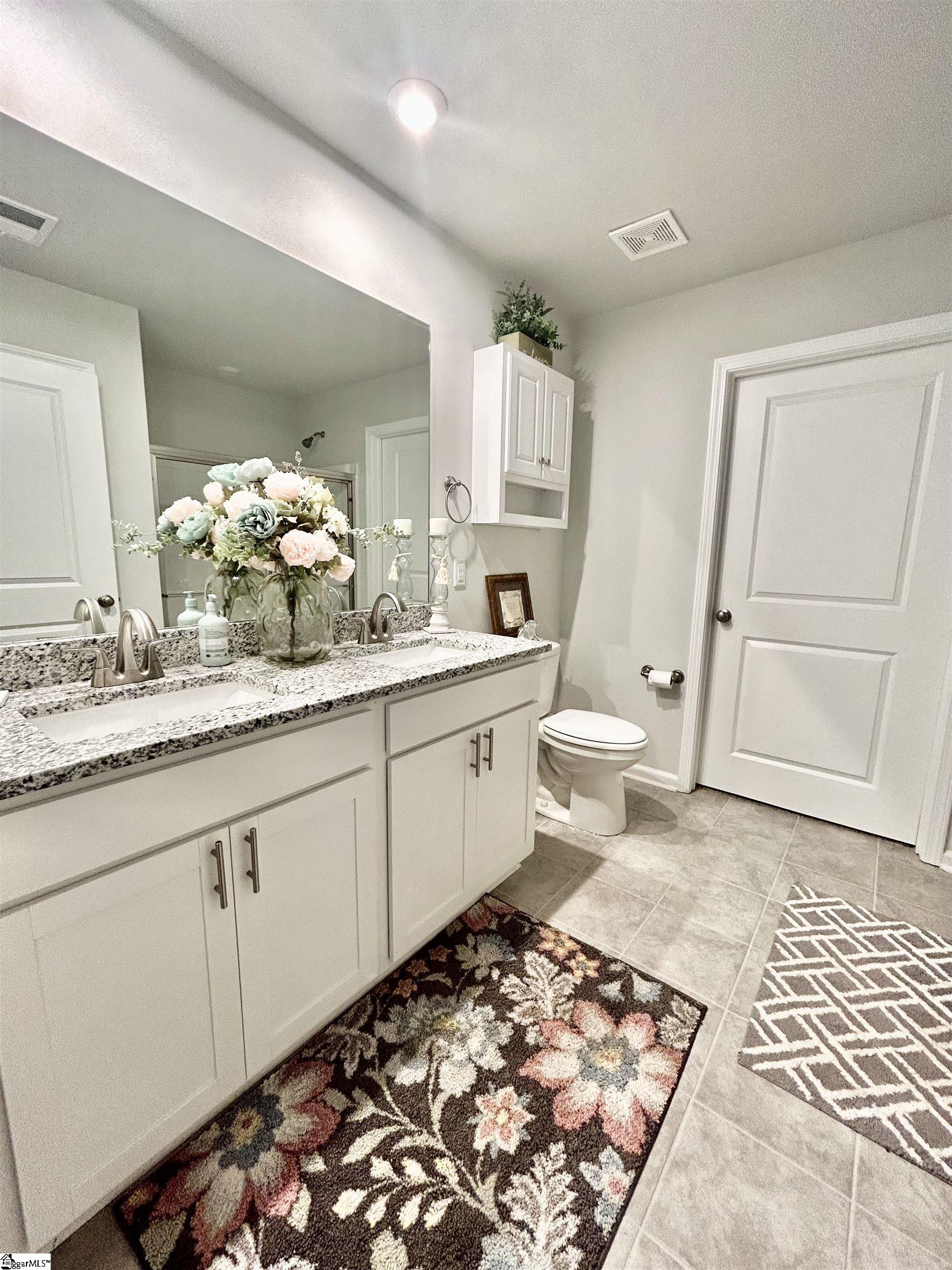 510 Winding Meadow Lane Property Photo 12