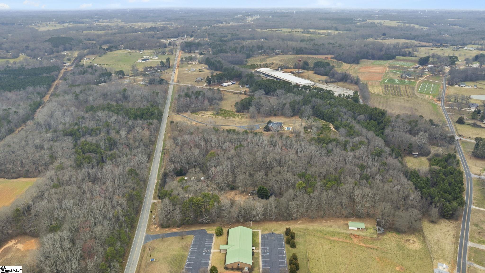13624 Highway 20 Property Photo 11