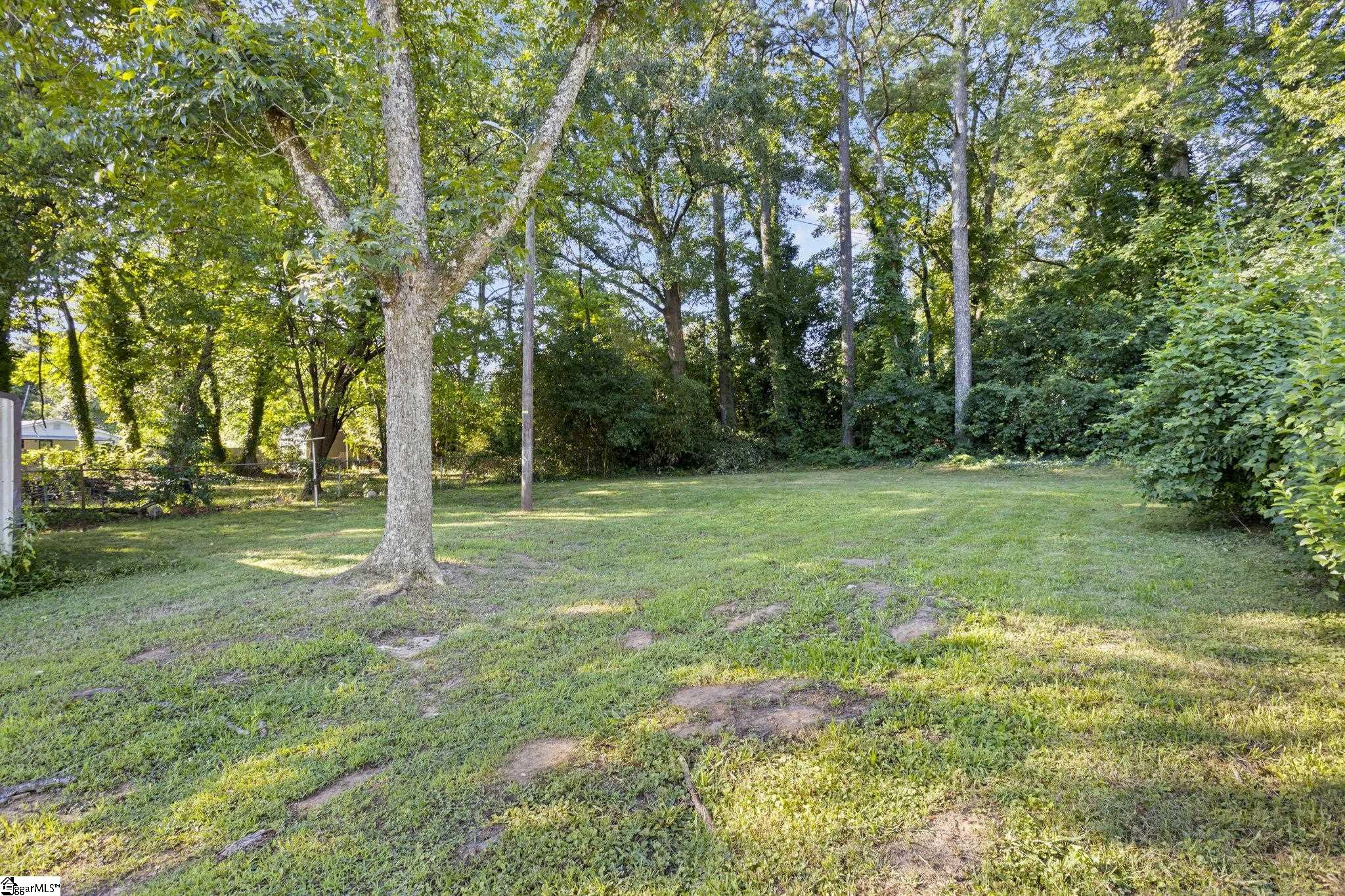 219 Heatherly Drive Property Photo 3