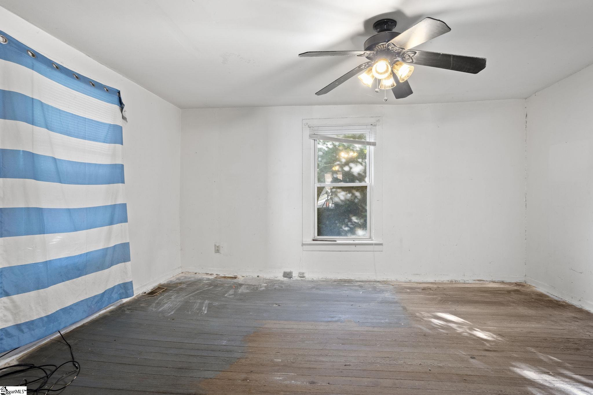 219 Heatherly Drive Property Photo 12