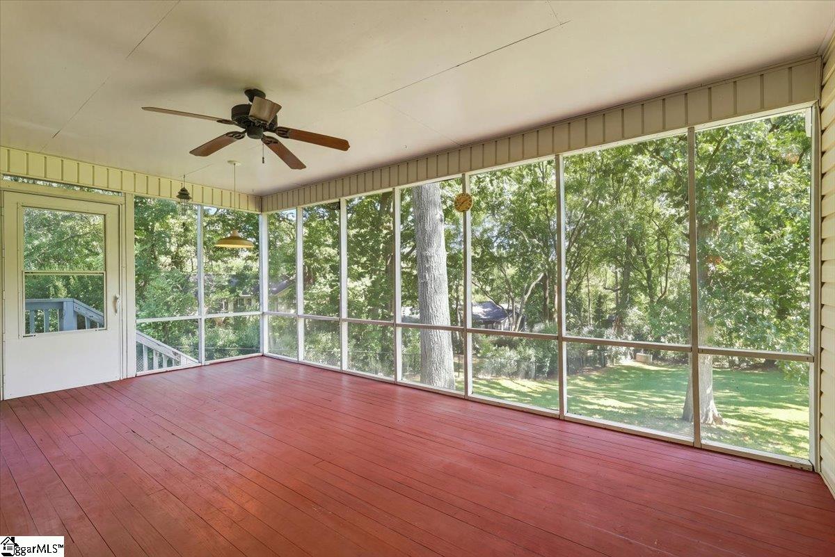 105 Hitching Post Lane Property Photo 40