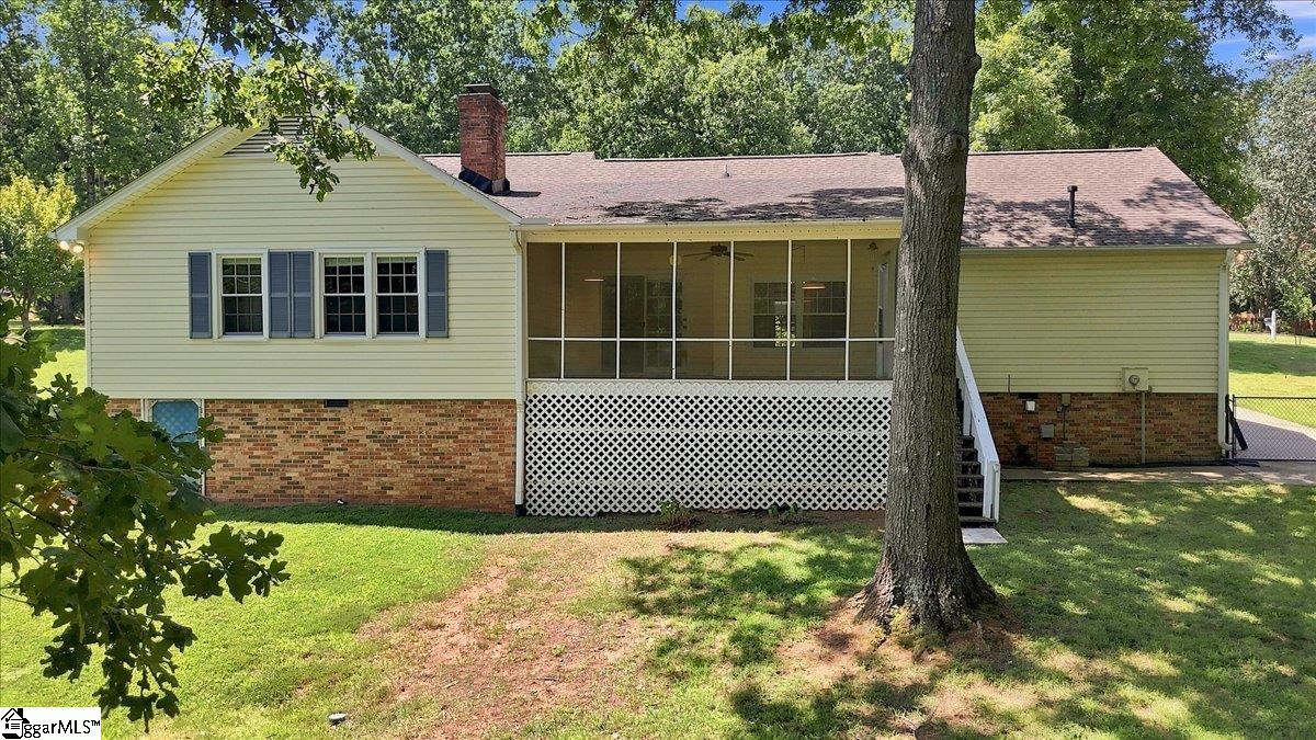 105 Hitching Post Lane Property Photo 44