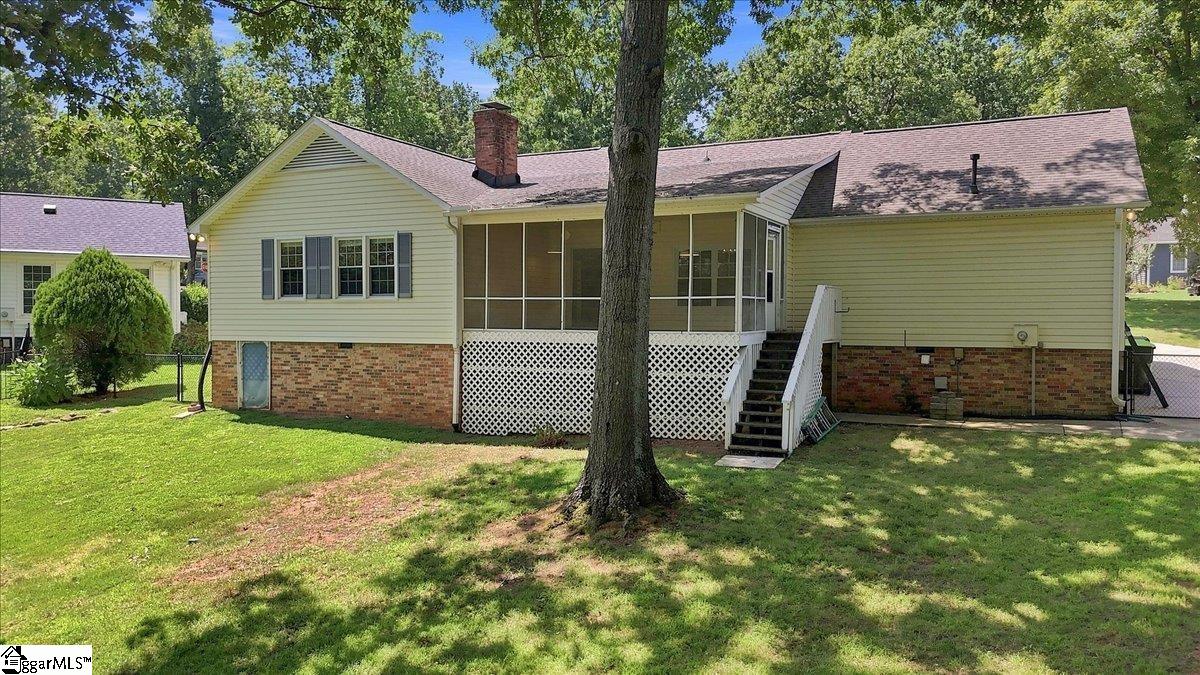 105 Hitching Post Lane Property Photo 45