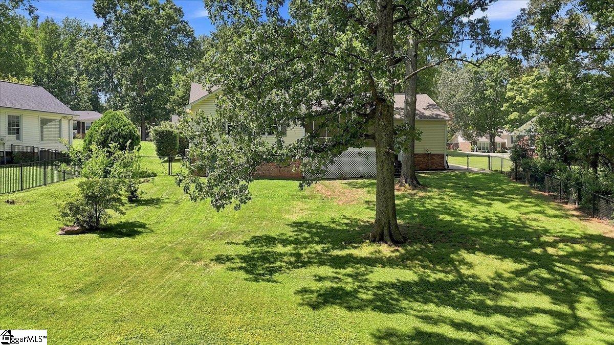 105 Hitching Post Lane Property Photo 46