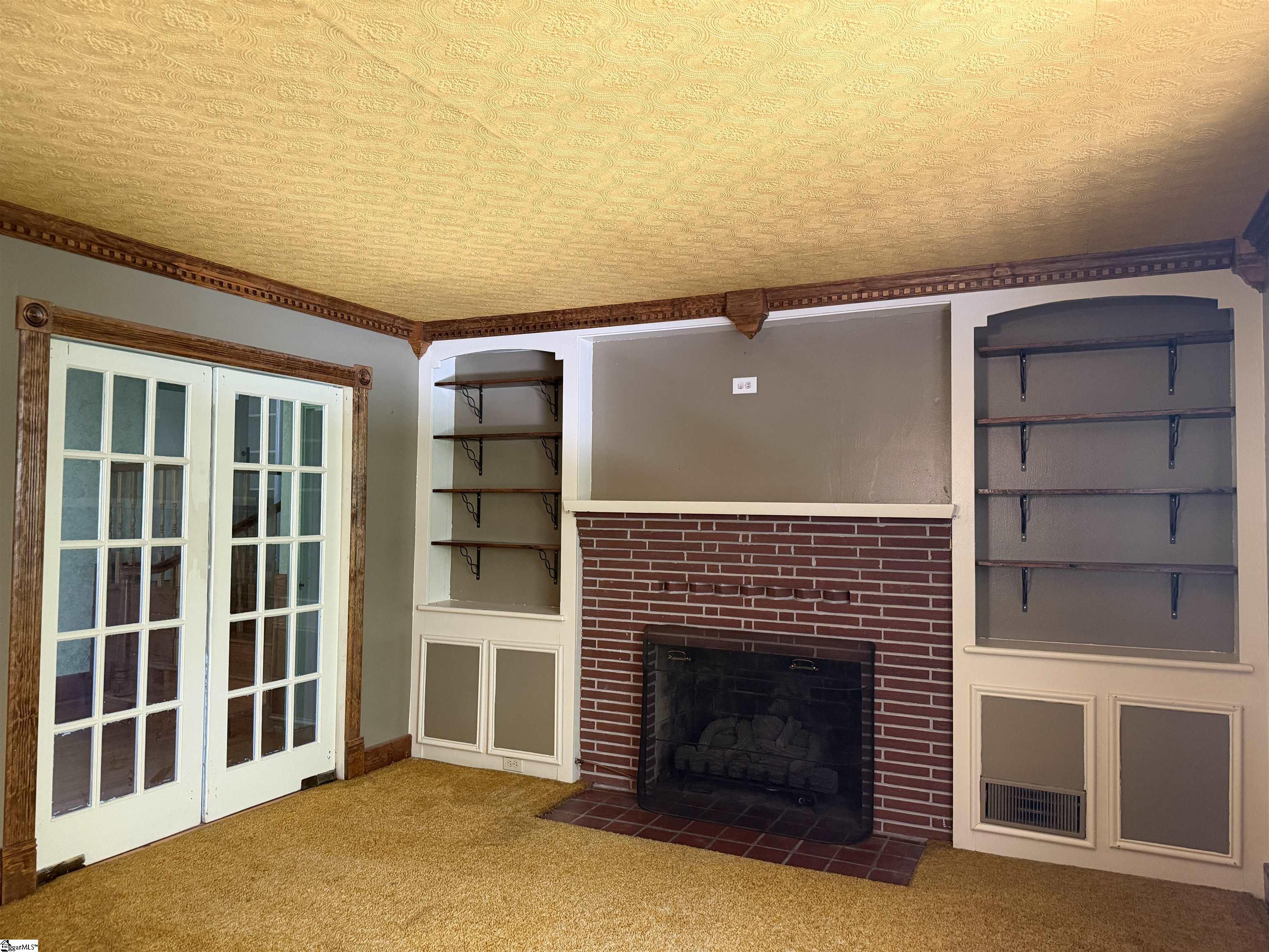 801 Magness Drive Property Photo 9