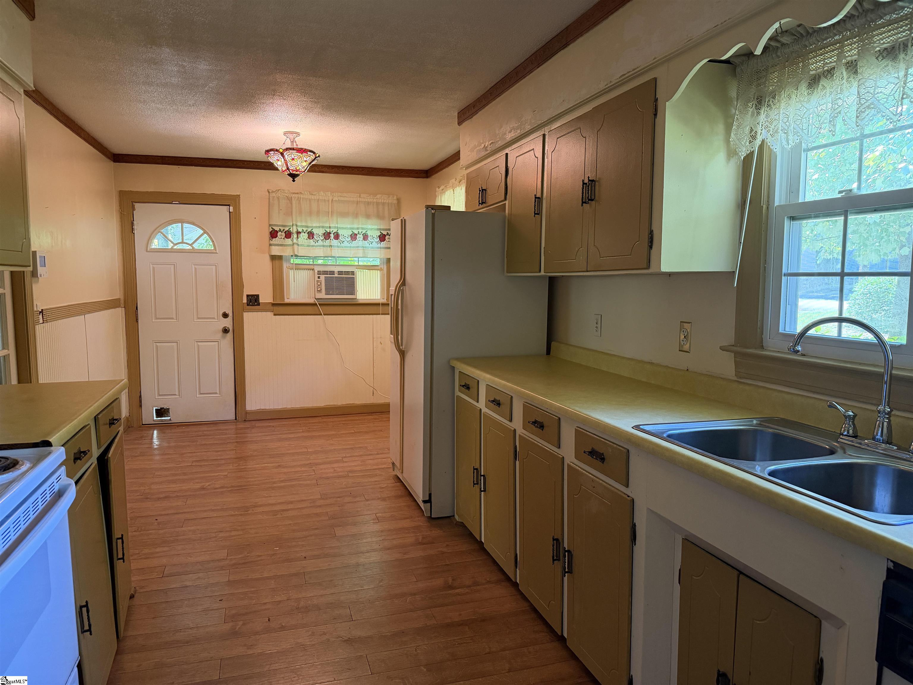 801 Magness Drive Property Photo 10