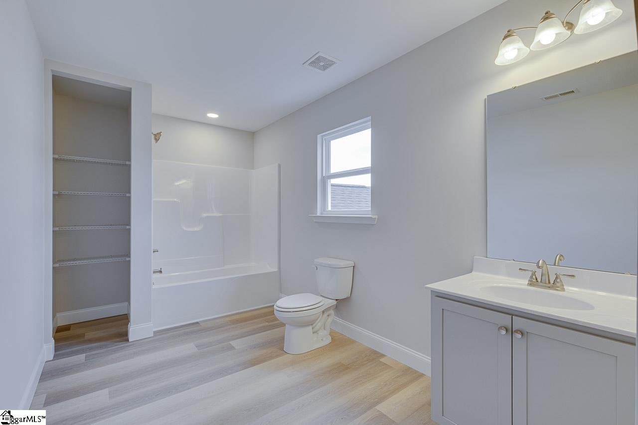 112 Walters Way Property Photo 34