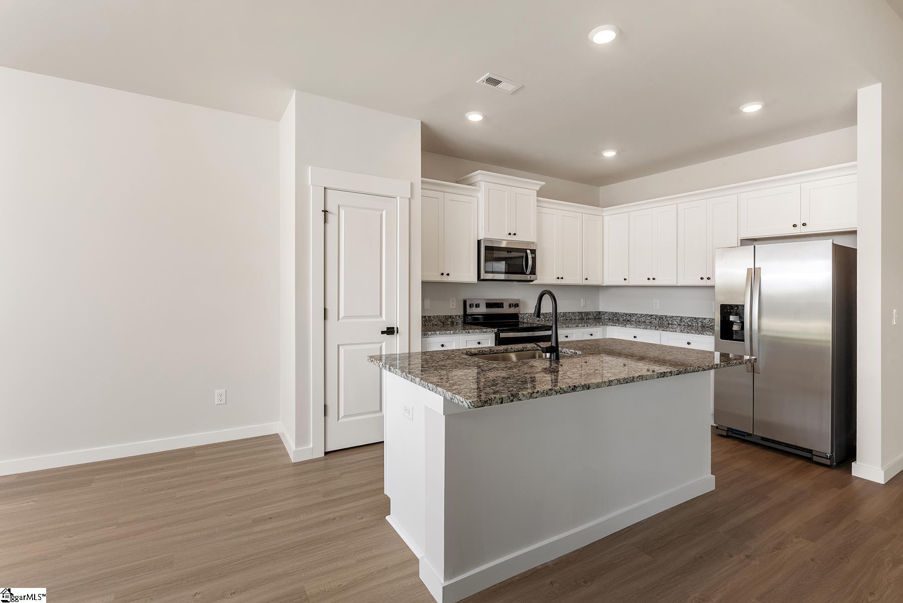 426 West Claywalk Road Property Photo 4