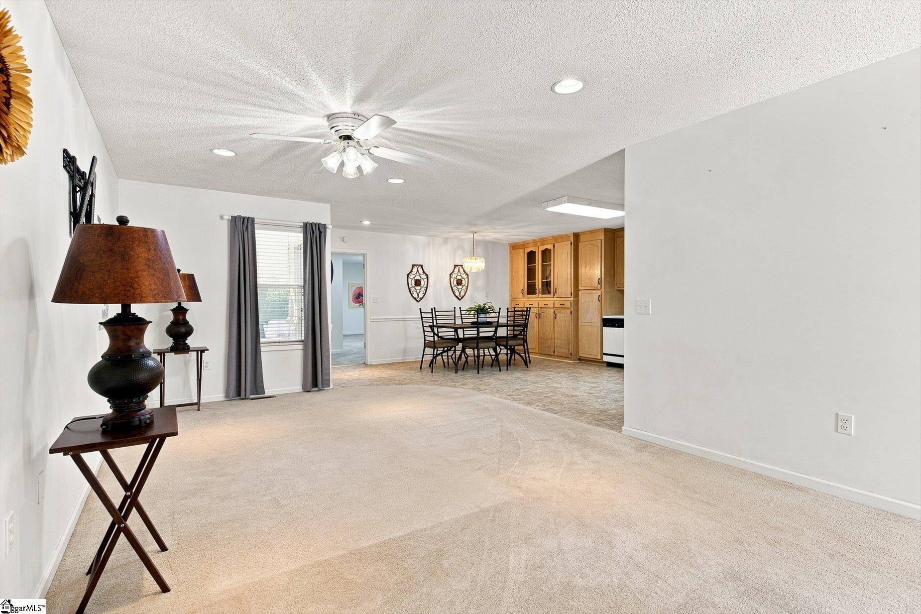 109 E Street Property Photo 11