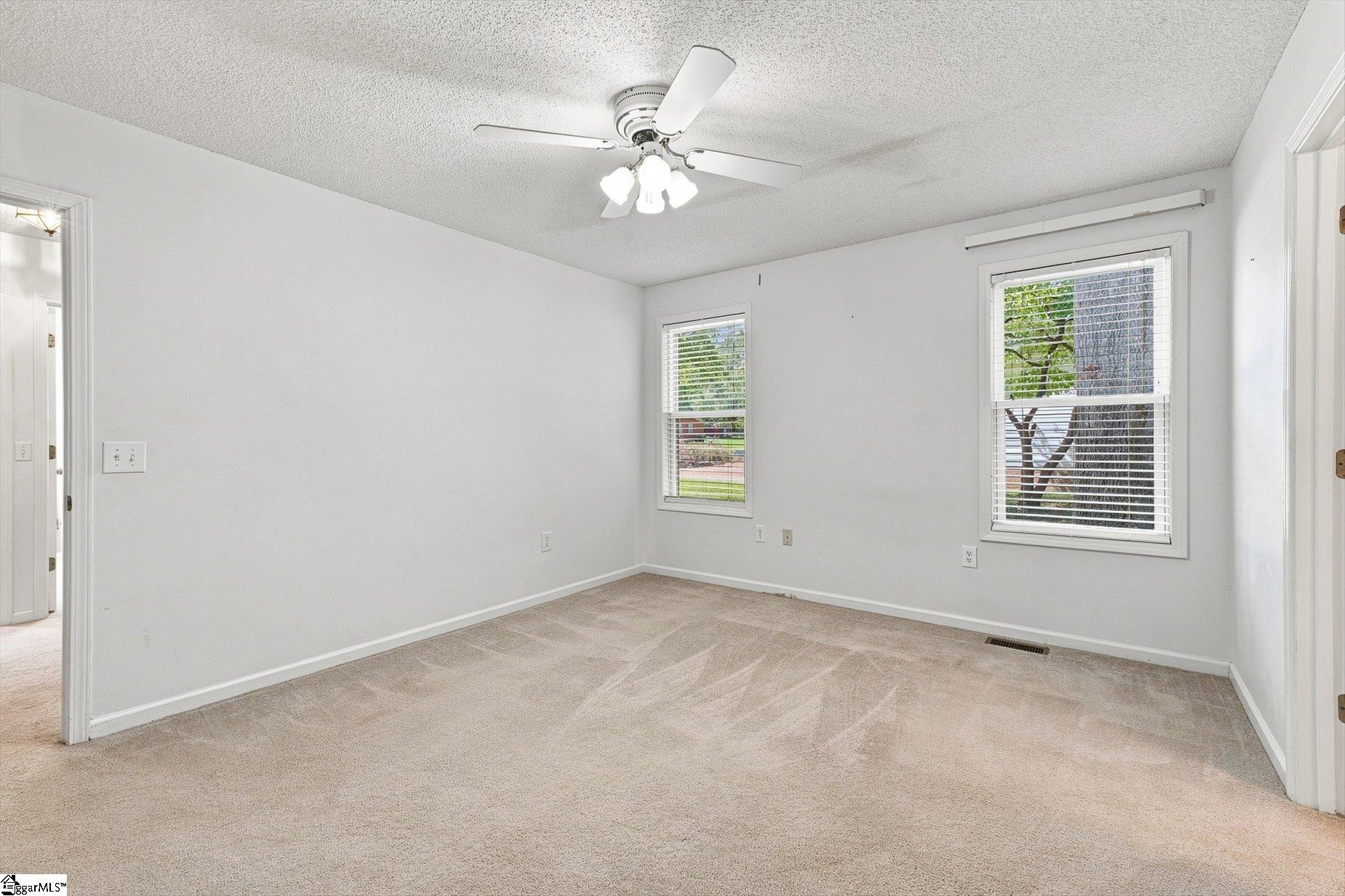 109 E Street Property Photo 27