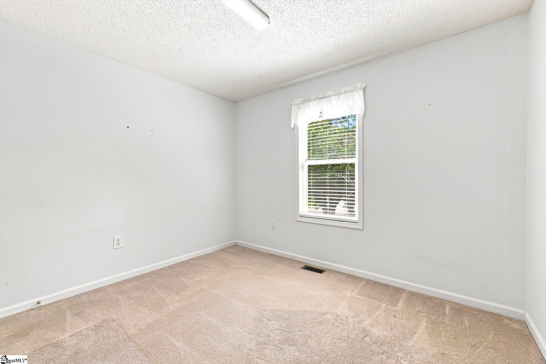 109 E Street Property Photo 34