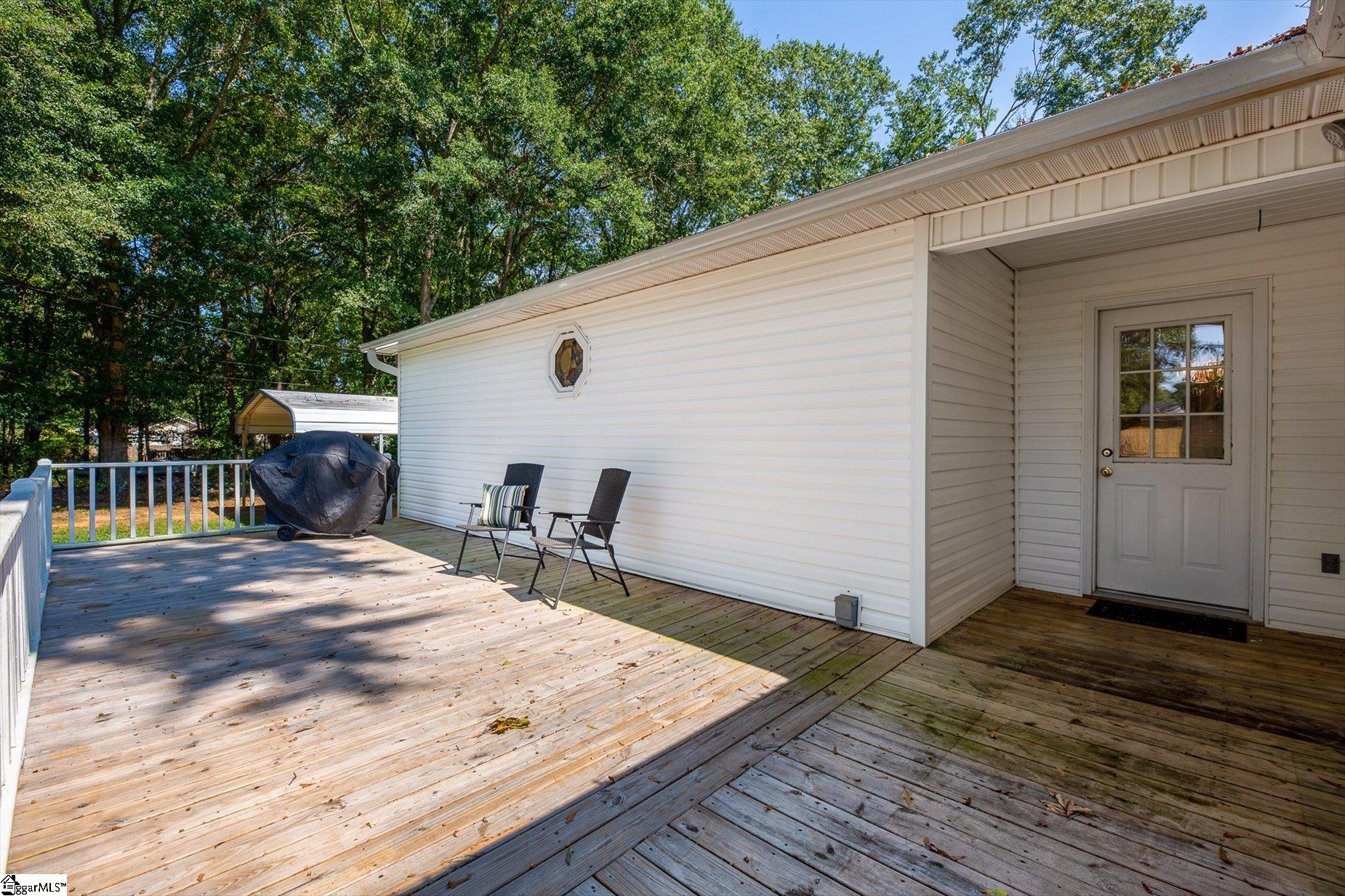 109 E Street Property Photo 36