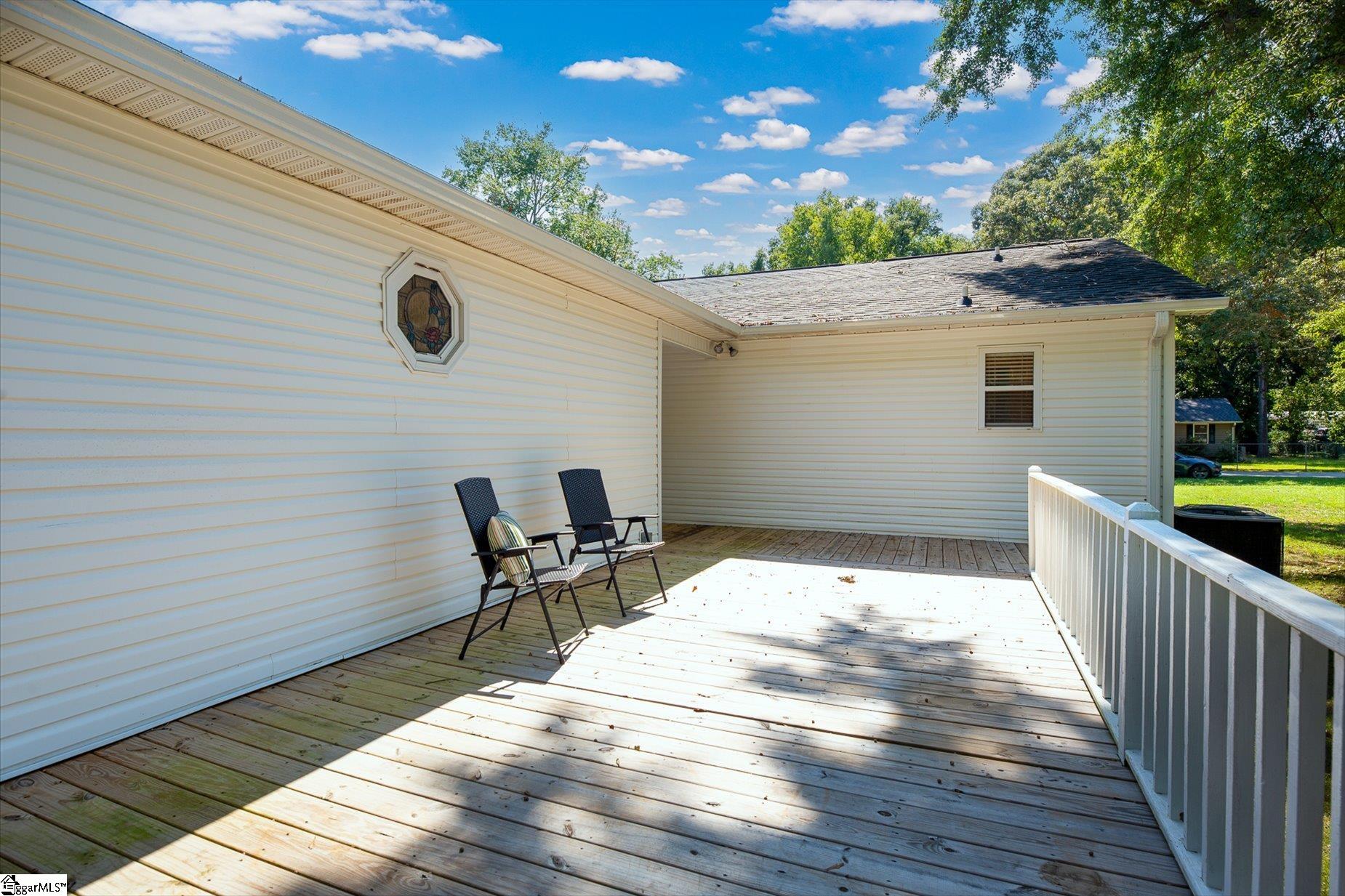 109 E Street Property Photo 38