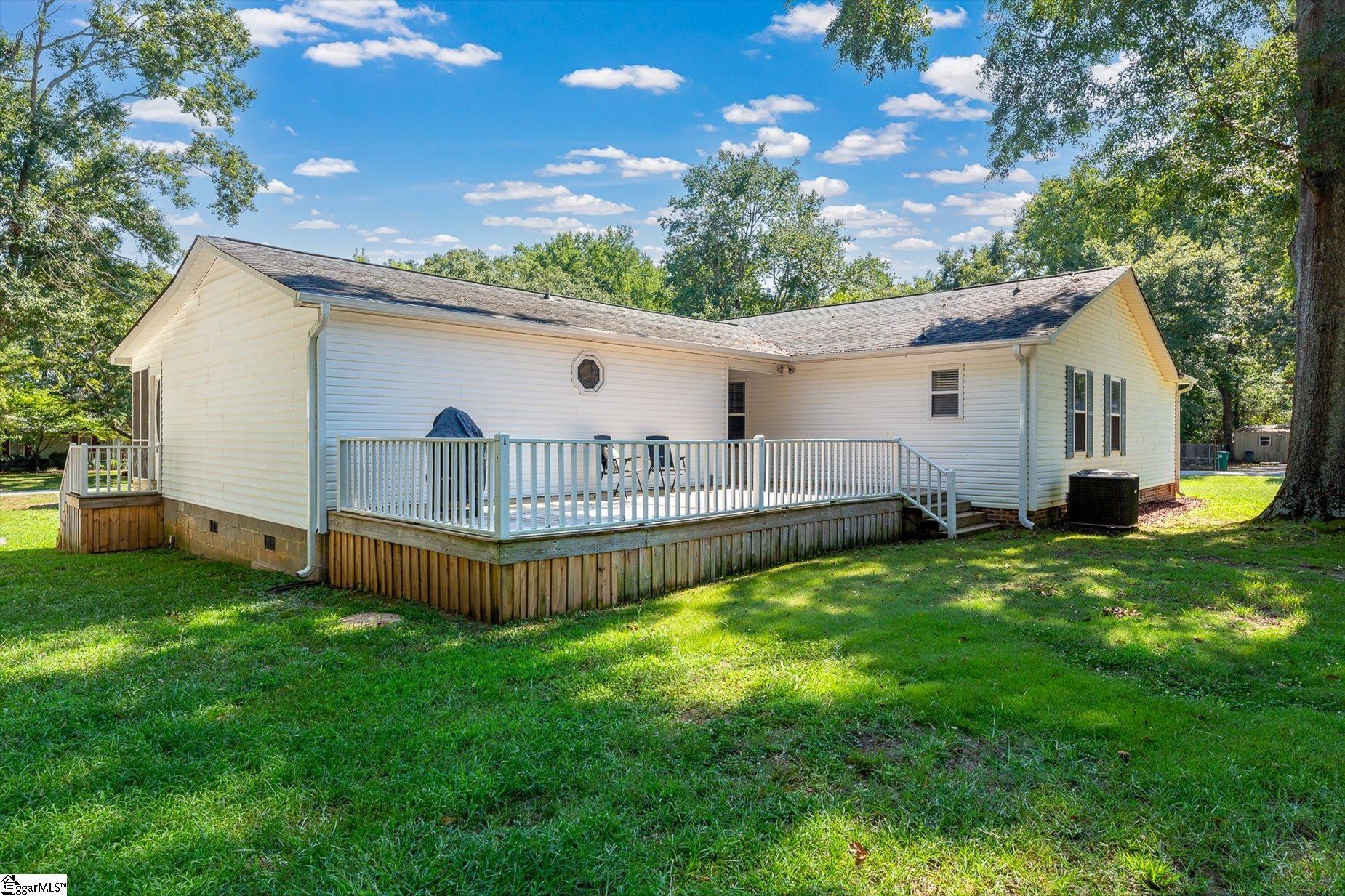 109 E Street Property Photo 39