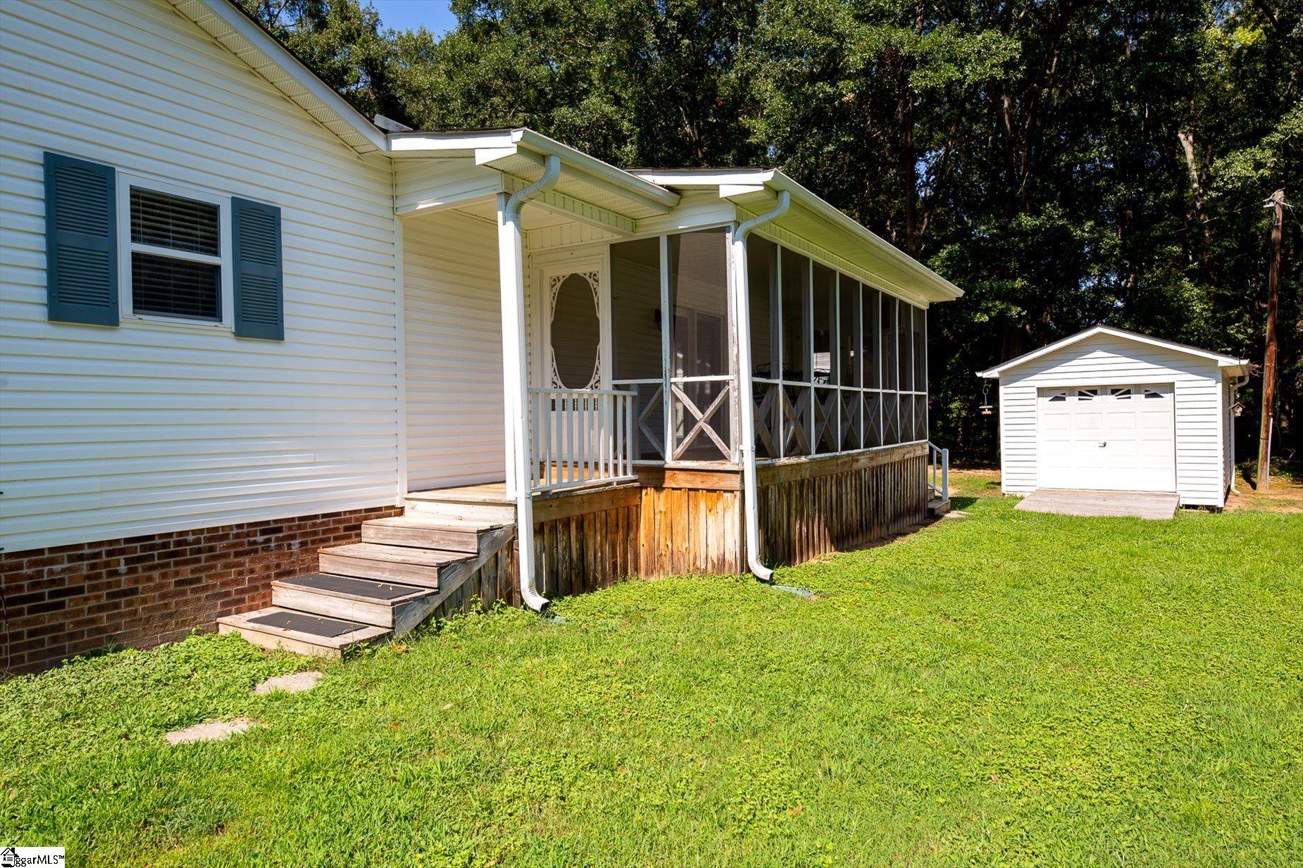 109 E Street Property Photo 42