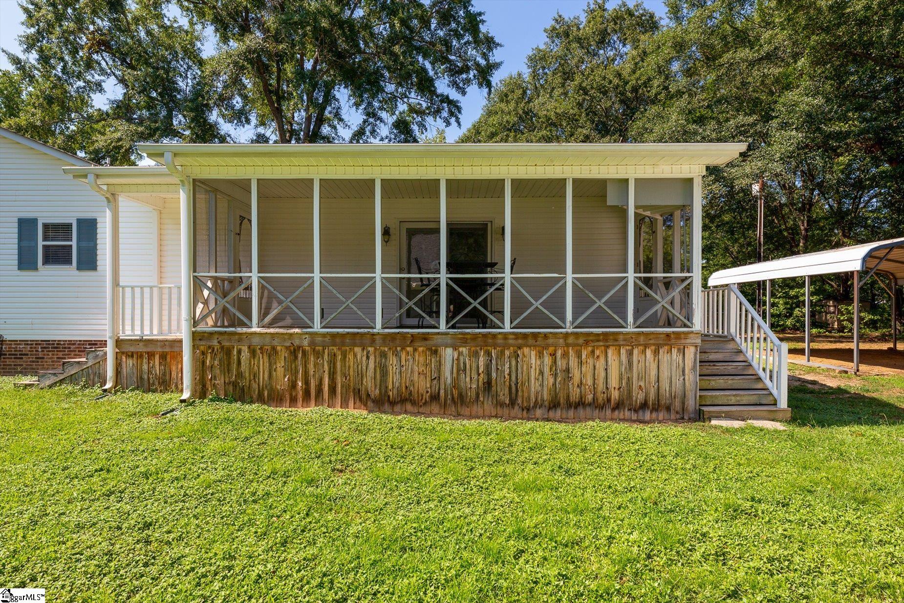 109 E Street Property Photo 43