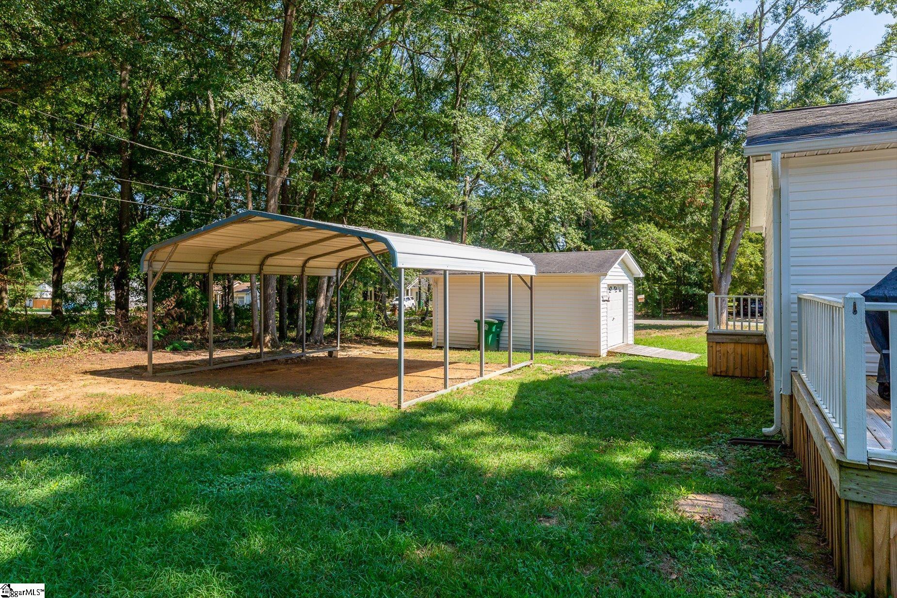 109 E Street Property Photo 44