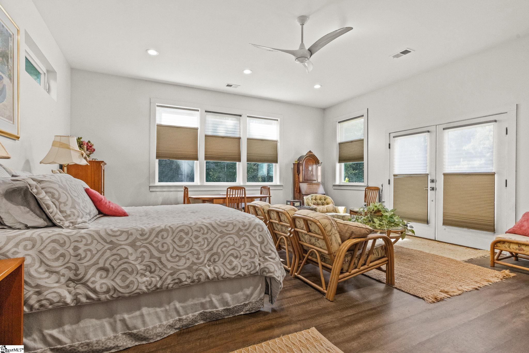 770 Dickson Road Property Photo 23
