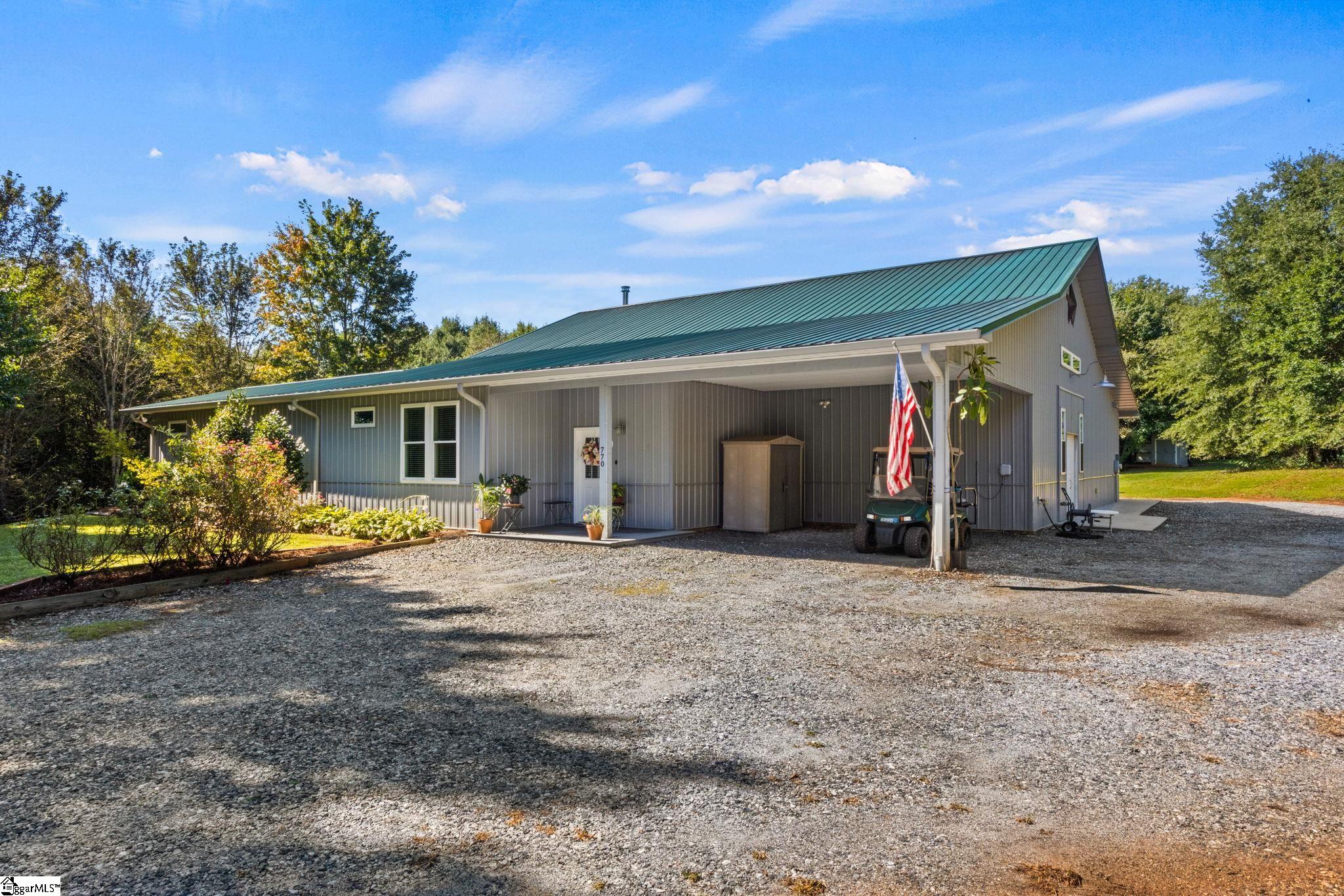770 Dickson Road Property Photo 37