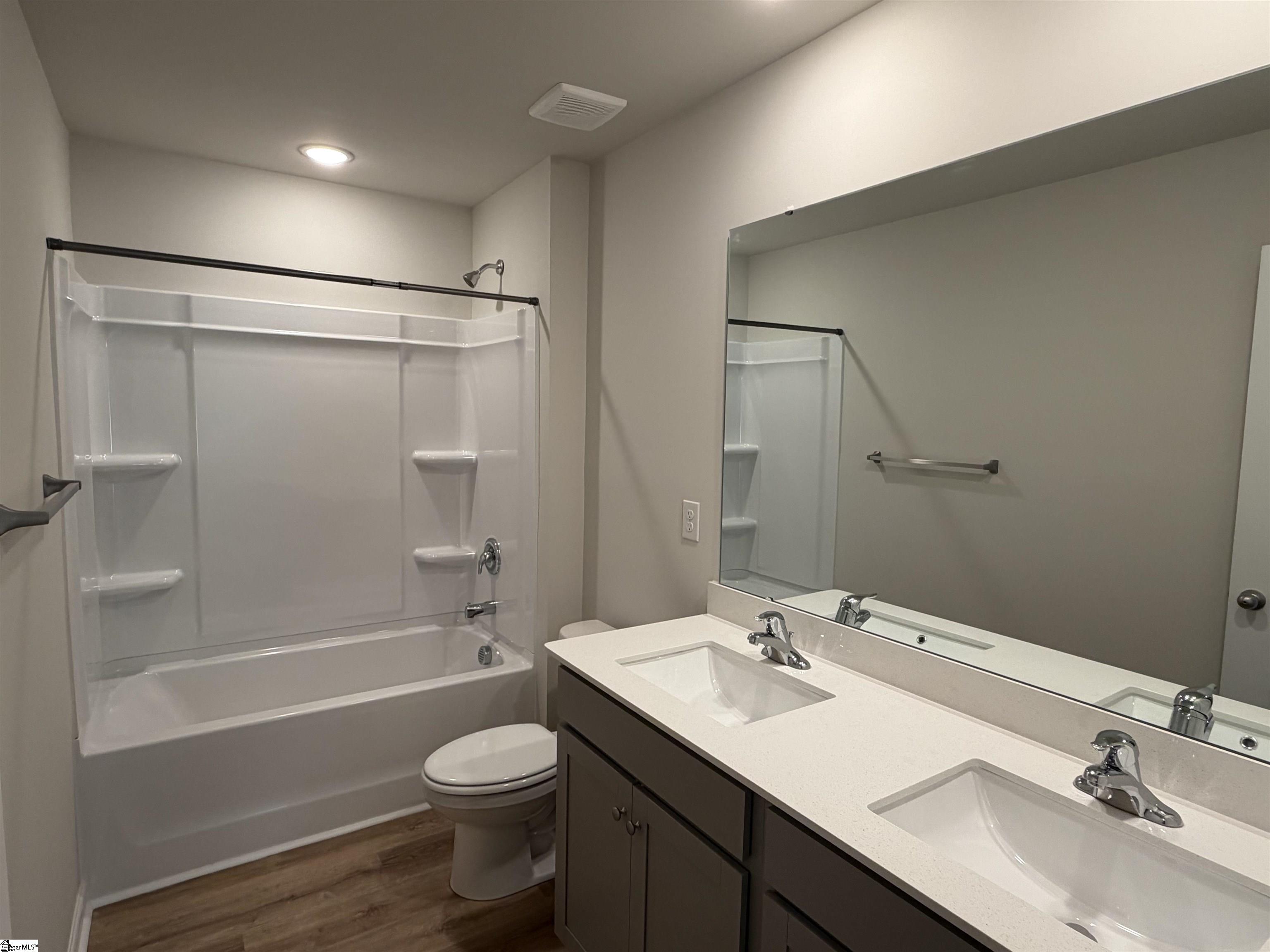 218 Hamilton Street Property Photo 13