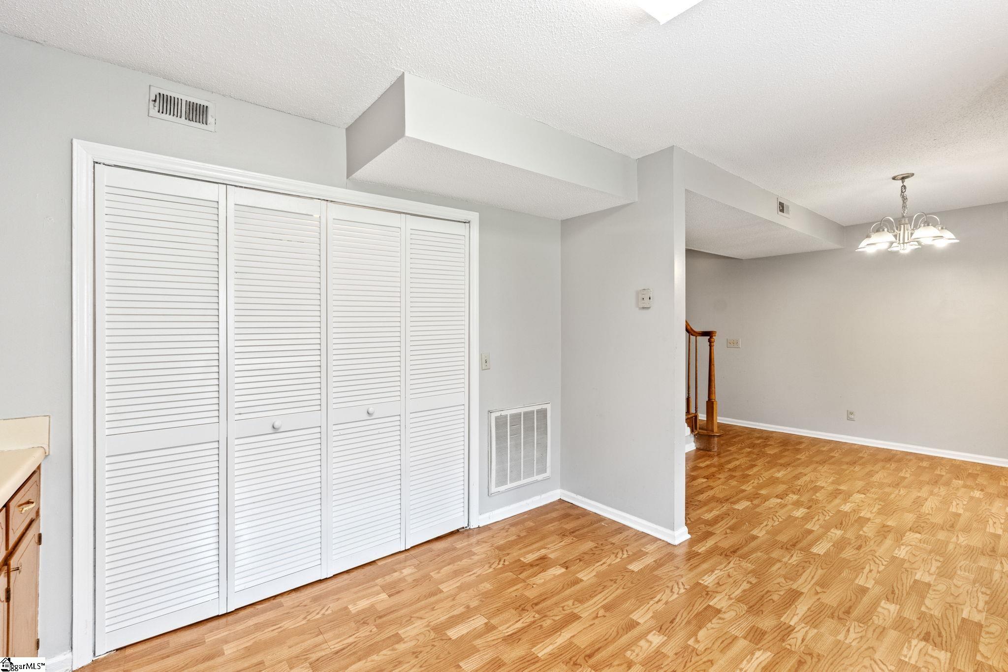 12 Birchview Street Property Photo 13