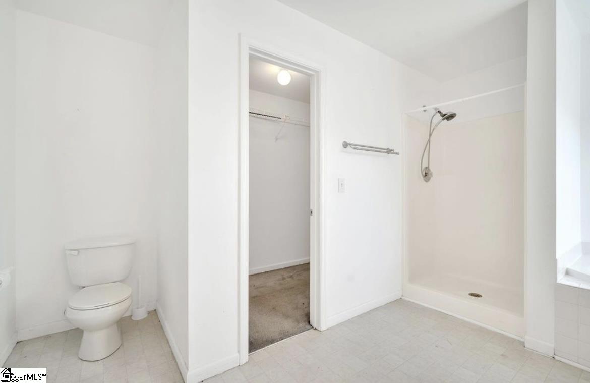 100 Maximus Drive Property Photo 10
