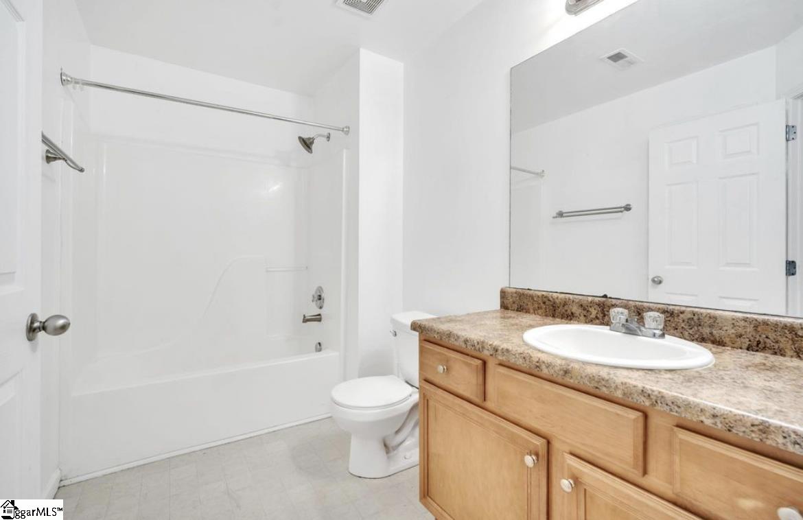 100 Maximus Drive Property Photo 12