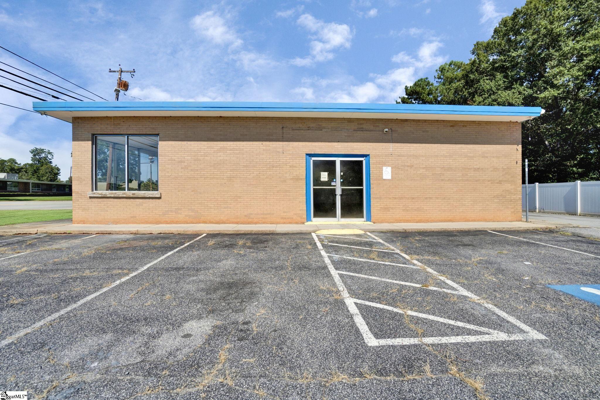 1601852 Property Photo 5