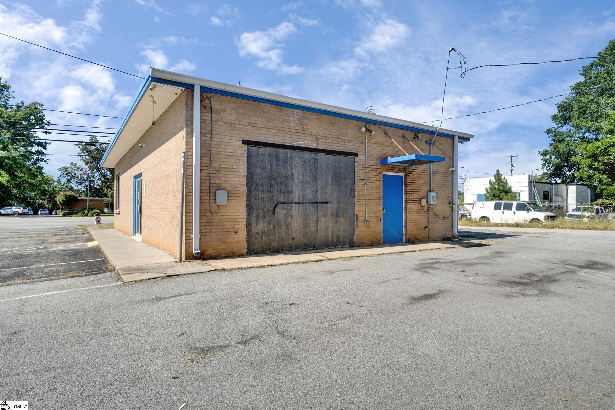 1601852 Property Photo 8