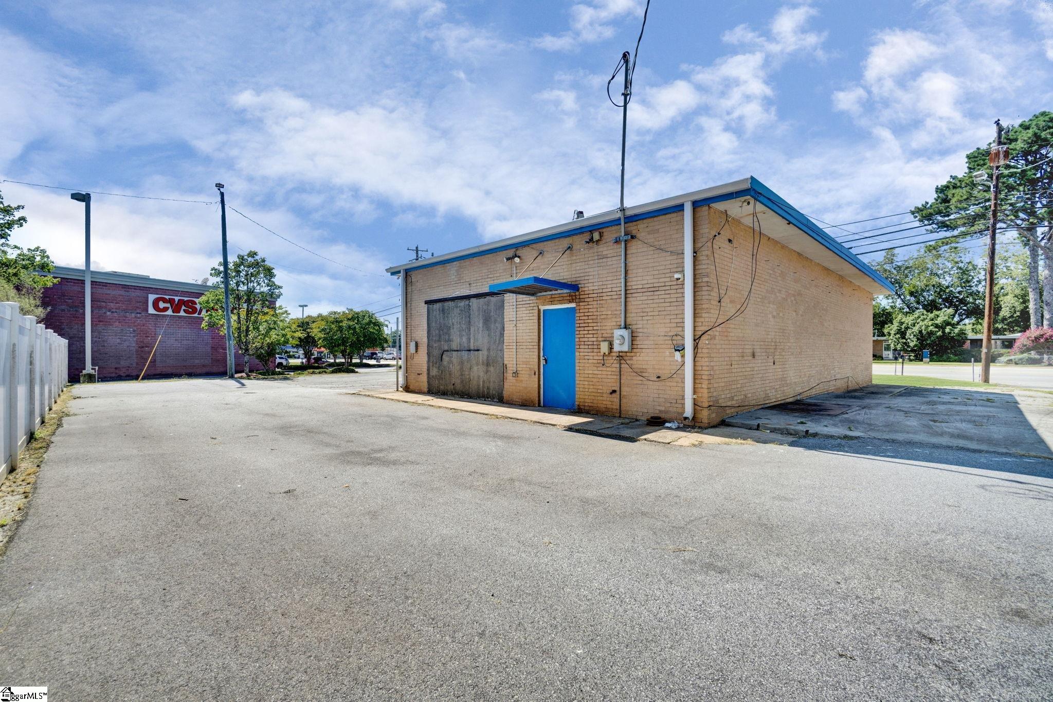 1601852 Property Photo 11