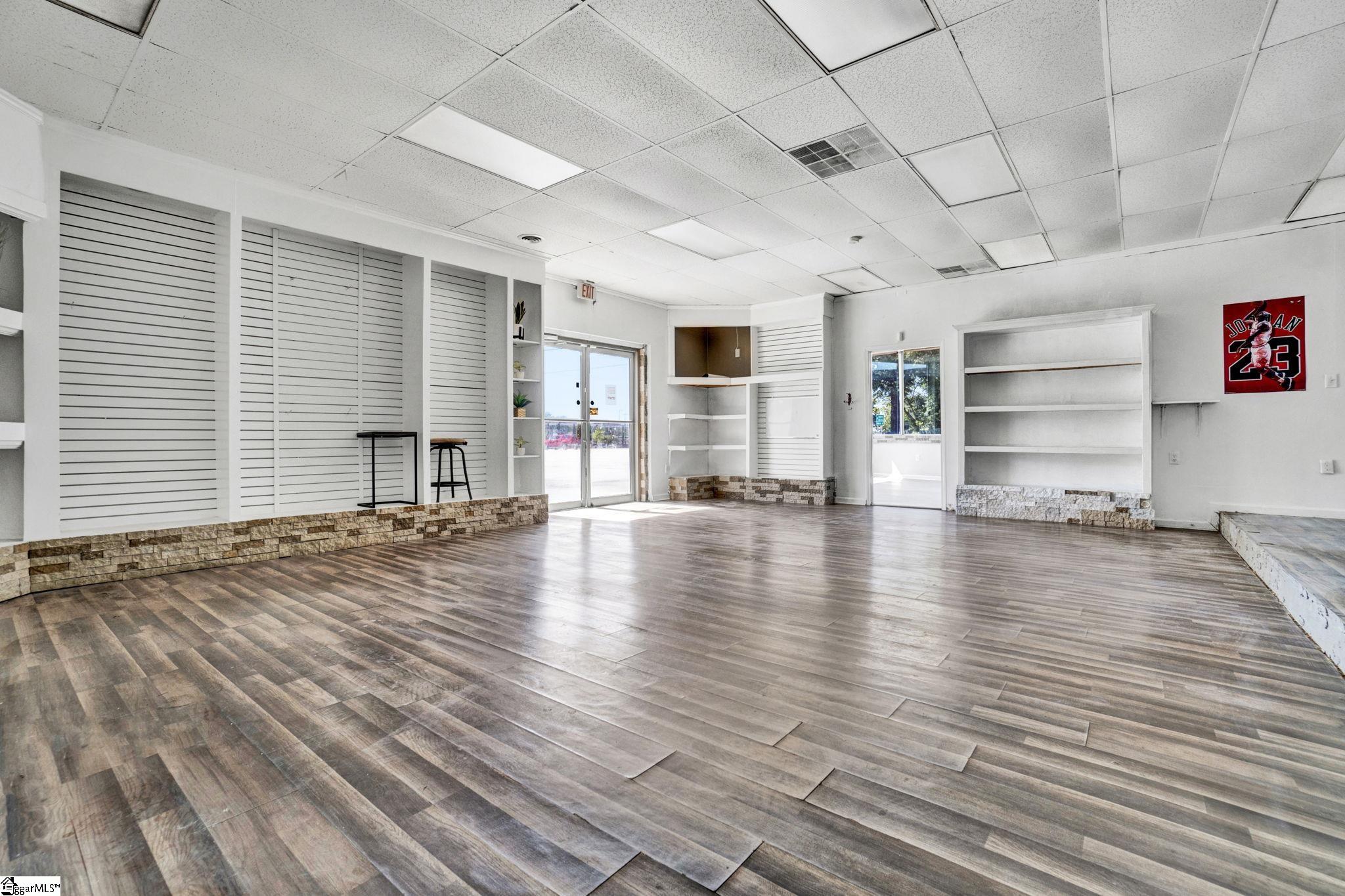 1601852 Property Photo 18